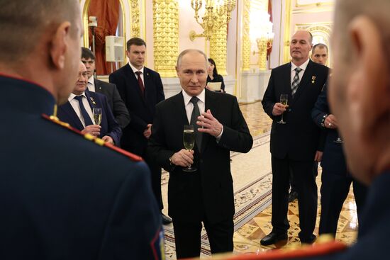 Russia Putin Hero Gold Medals Presentation