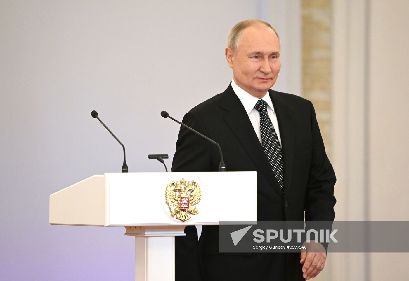 Russia Putin Hero Gold Medals Presentation