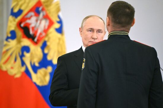 Russia Putin Hero Gold Medals Presentation