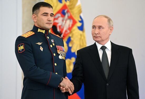 Russia Putin Hero Gold Medals Presentation