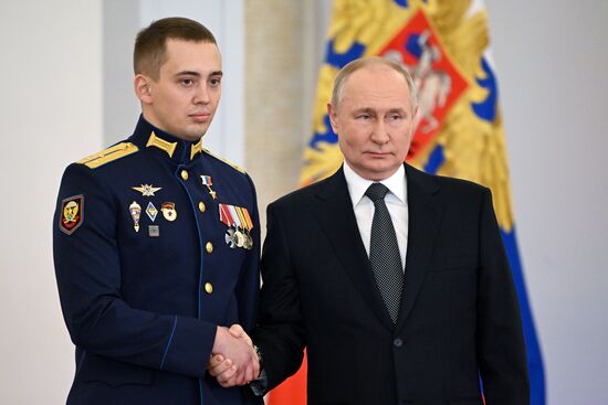 Russia Putin Hero Gold Medals Presentation