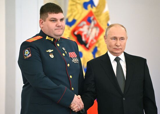 Russia Putin Hero Gold Medals Presentation