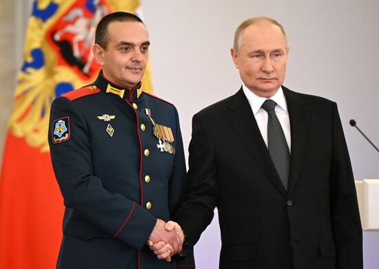 Russia Putin Hero Gold Medals Presentation