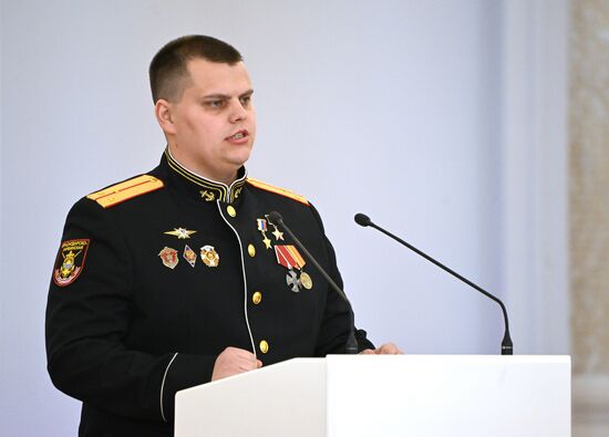 Russia Putin Hero Gold Medals Presentation