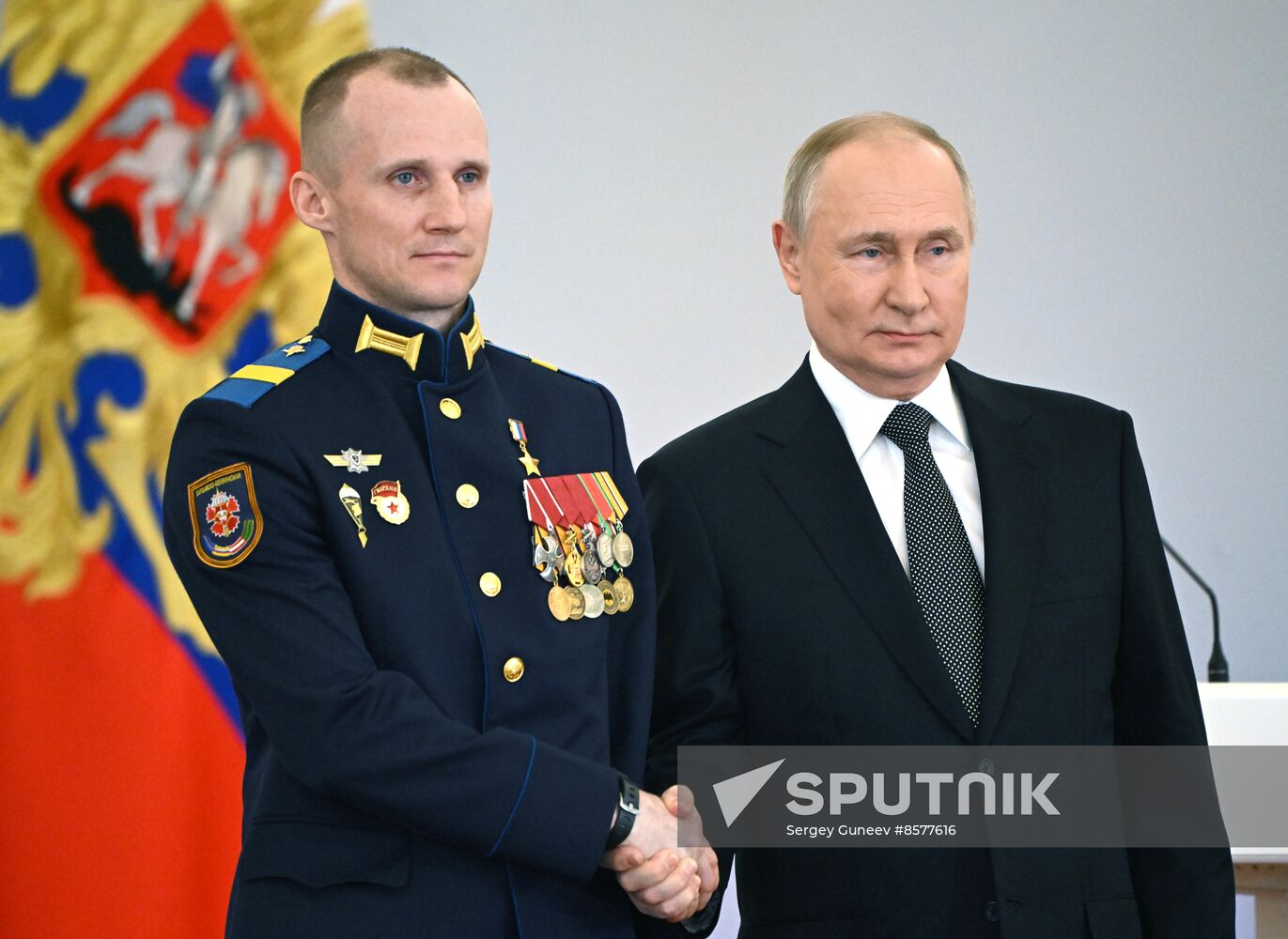 Russia Putin Hero Gold Medals Presentation