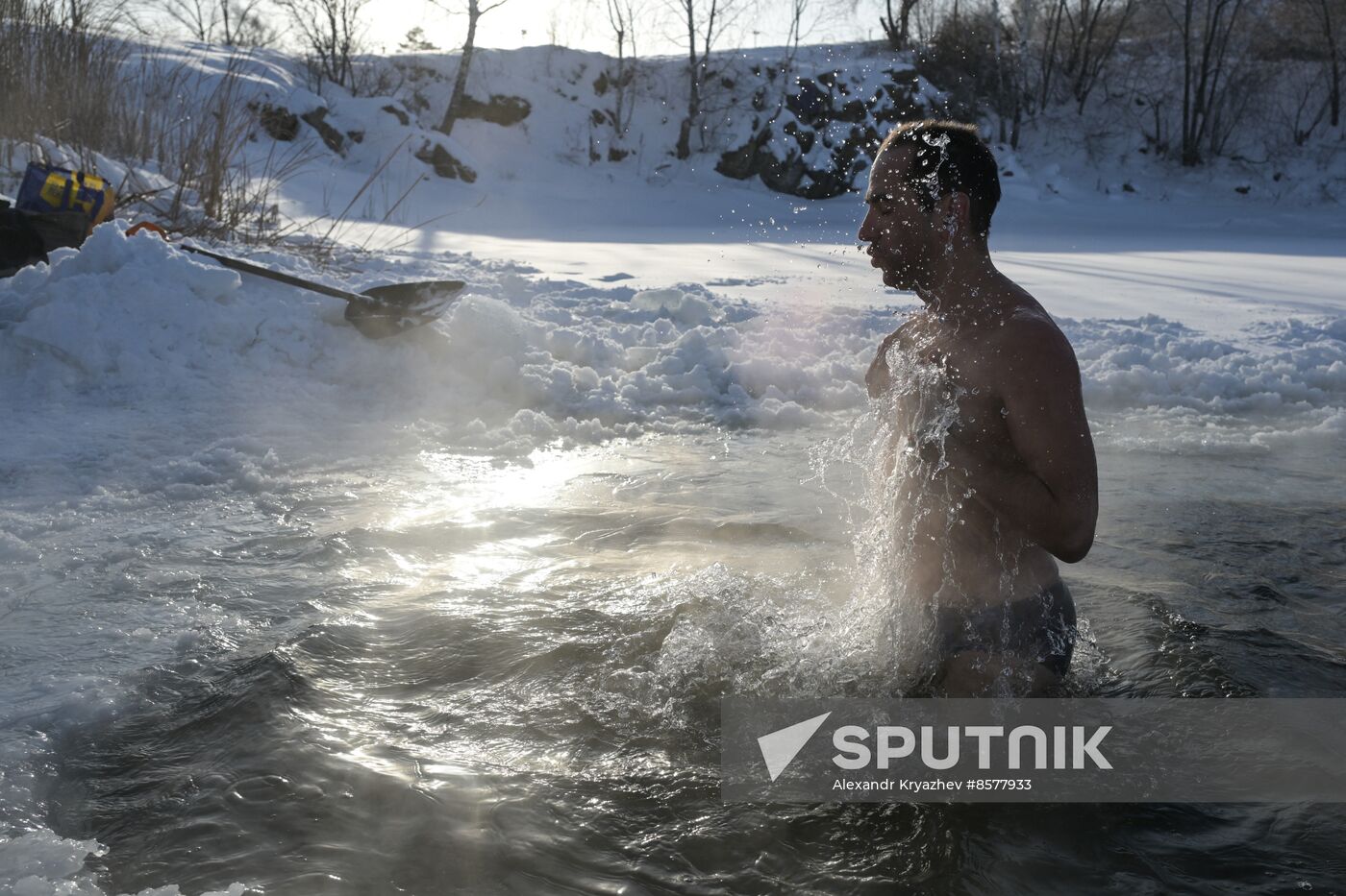 Russia Winter Swimming