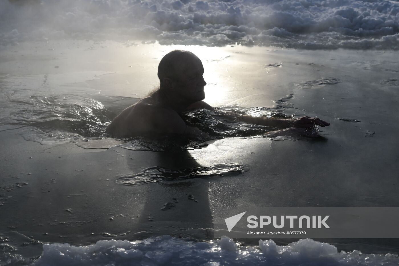 Russia Winter Swimming