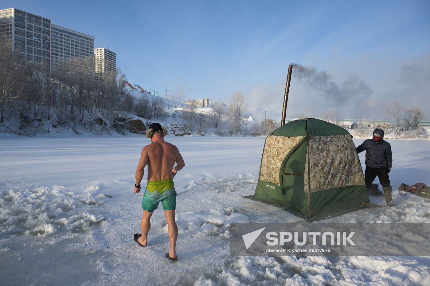 Russia Winter Swimming