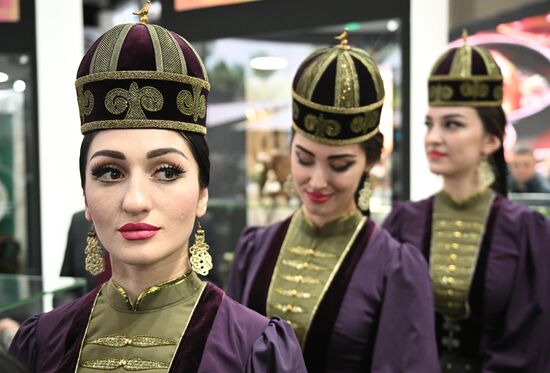 International RUSSIA EXPO forum and exhibition. Day of Kabardino-Balkarian Republic. Pavilion No. 75. Location: Russia, Moscow. Author: Kirill Zykov/Sputnik. RUSSIA EXPO. Day of Kabardino-Balkarian Republic