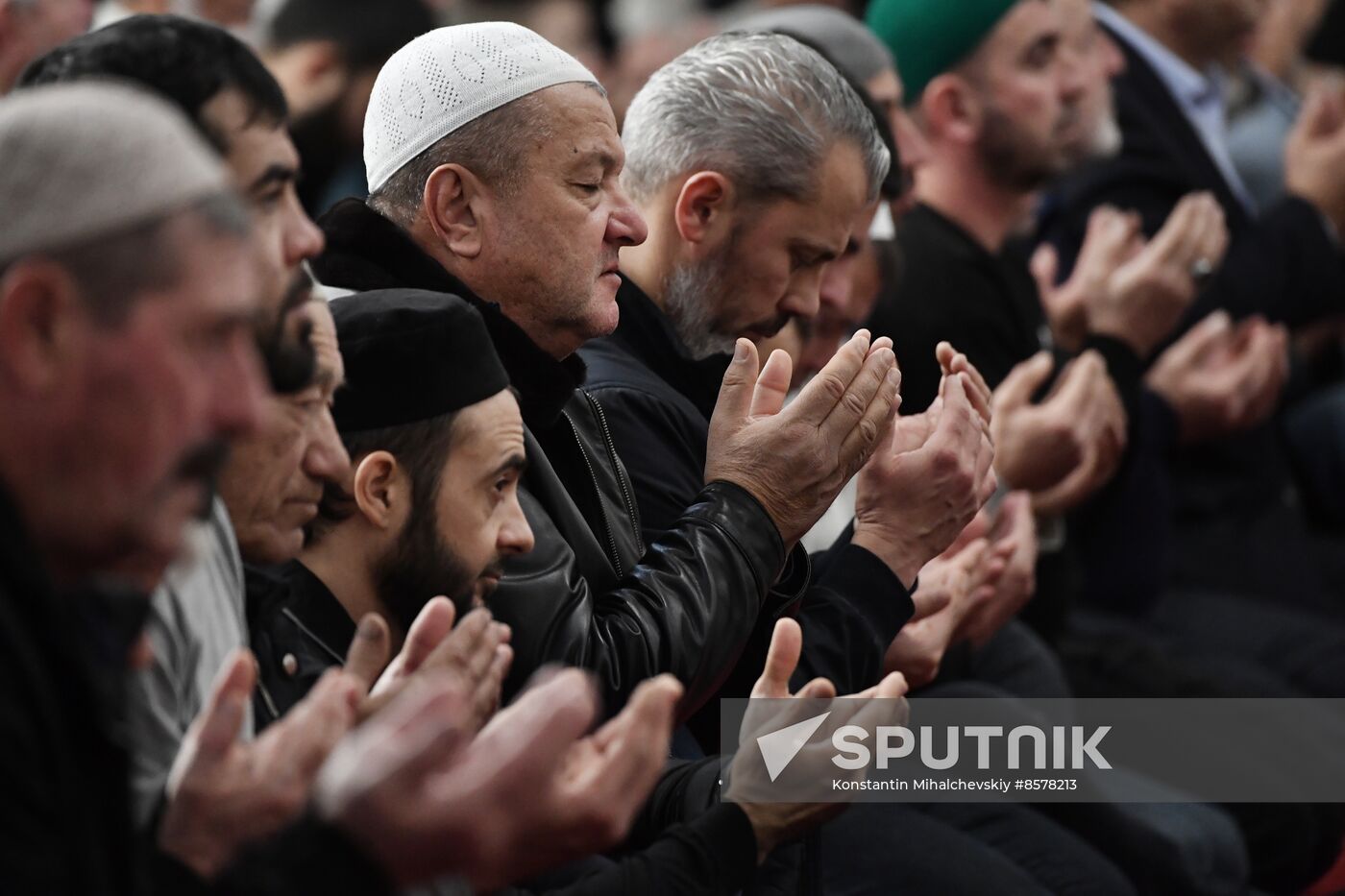 Russia Religion Crimea Сathedral Mosque