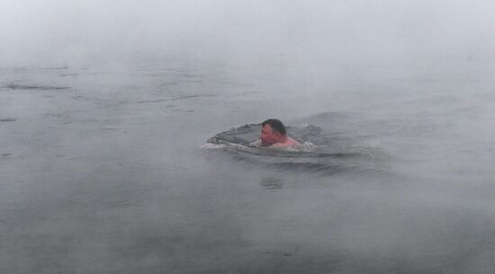 Russia Winter Swimming