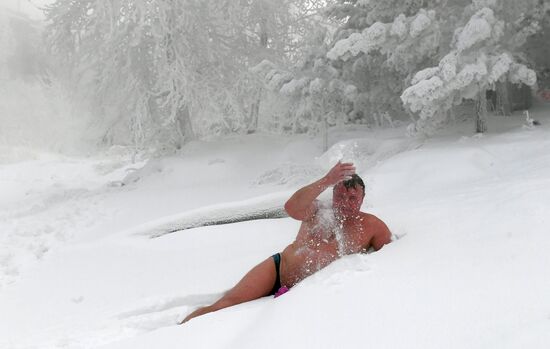 Russia Winter Swimming