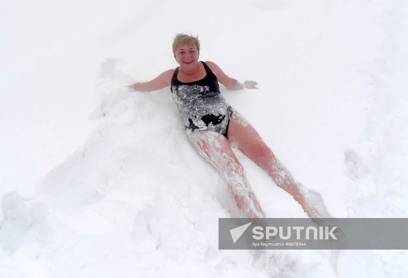 Russia Winter Swimming