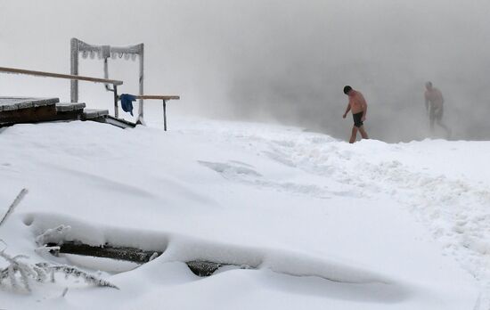 Russia Winter Swimming