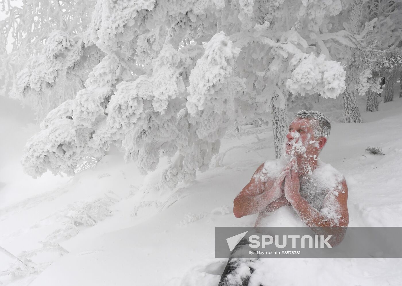 Russia Winter Swimming