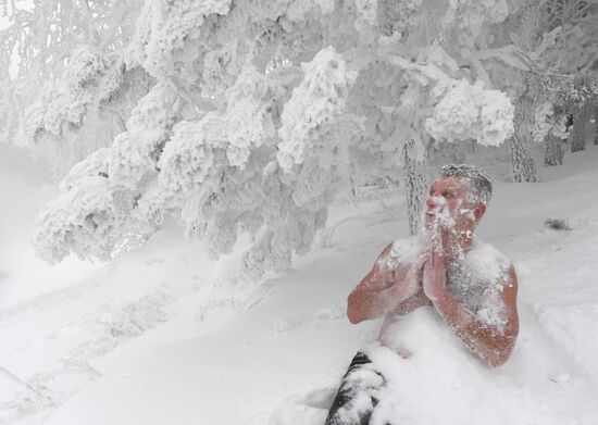 Russia Winter Swimming