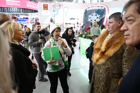The International RUSSIA EXPO Forum and Exhibition. A guided tour for a German delegation. Location: Russia, Moscow. Author: Pavel Bednyakov/Sputnik. RUSSIA EXPO. Guided tour for foreign delegation