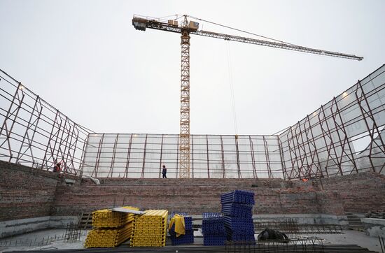 Russia DPR Theatre Rebuilding
