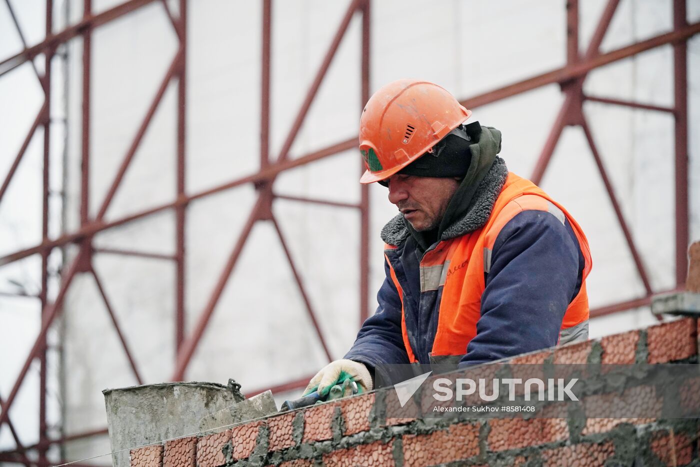 Russia DPR Theatre Rebuilding