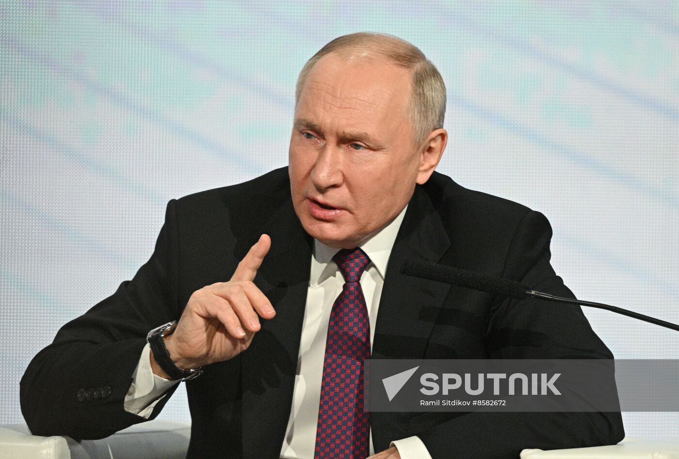 Russia Putin Railway Congress