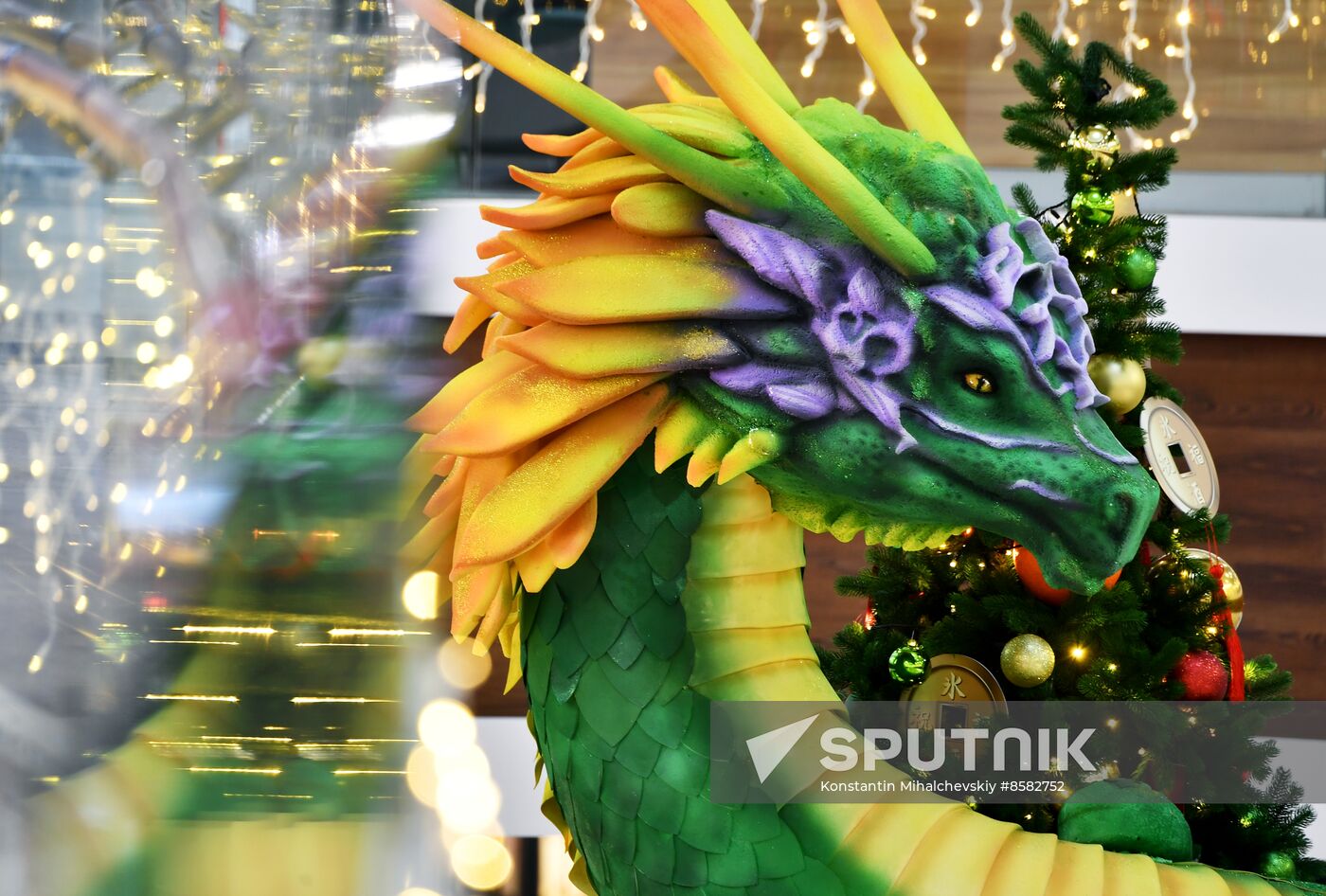 Russia New Year Season Preparations