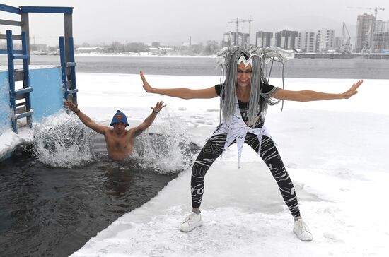 Russia Winter Swimming