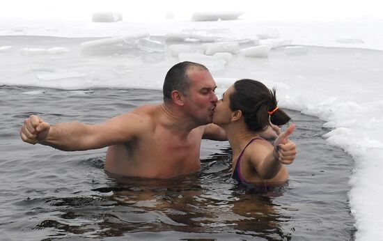 Russia Winter Swimming