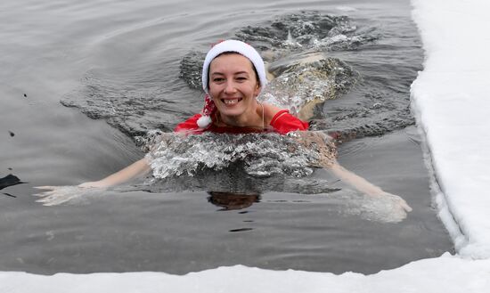 Russia Winter Swimming