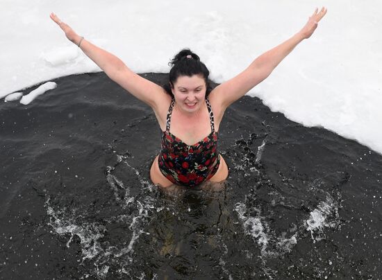 Russia Winter Swimming