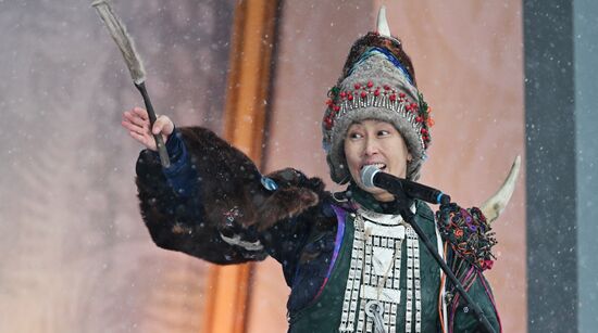 RUSSIA EXPO. Father Frost Day: Chyskhaan and Ekhee Dyyl (Sakha)