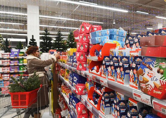 Russia New Year Season Preparations