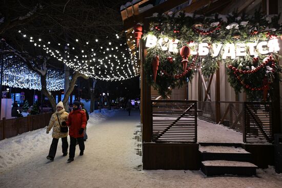 Russia New Year Preparations