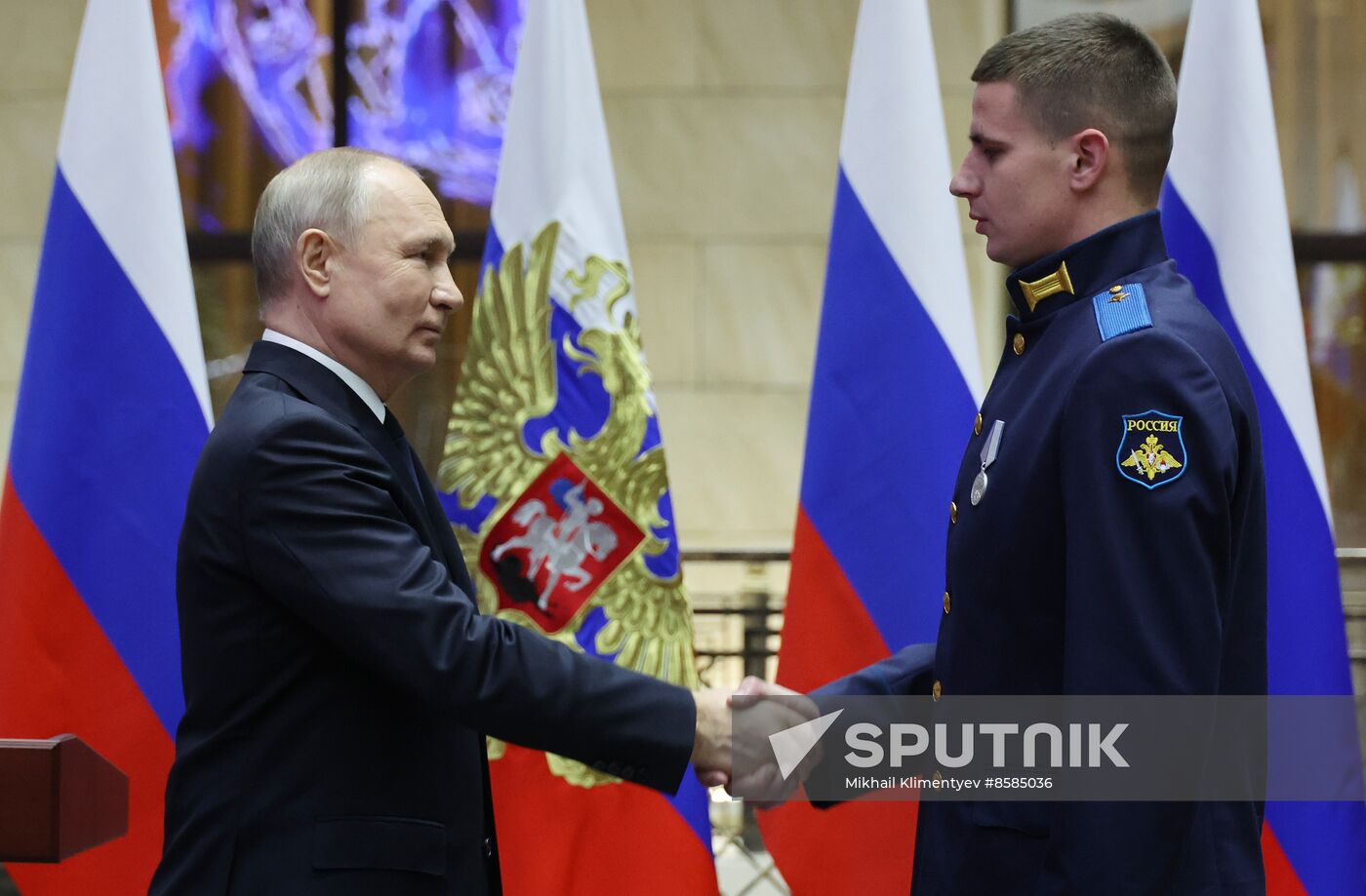 Russia Putin Hero Gold Medals Presentation