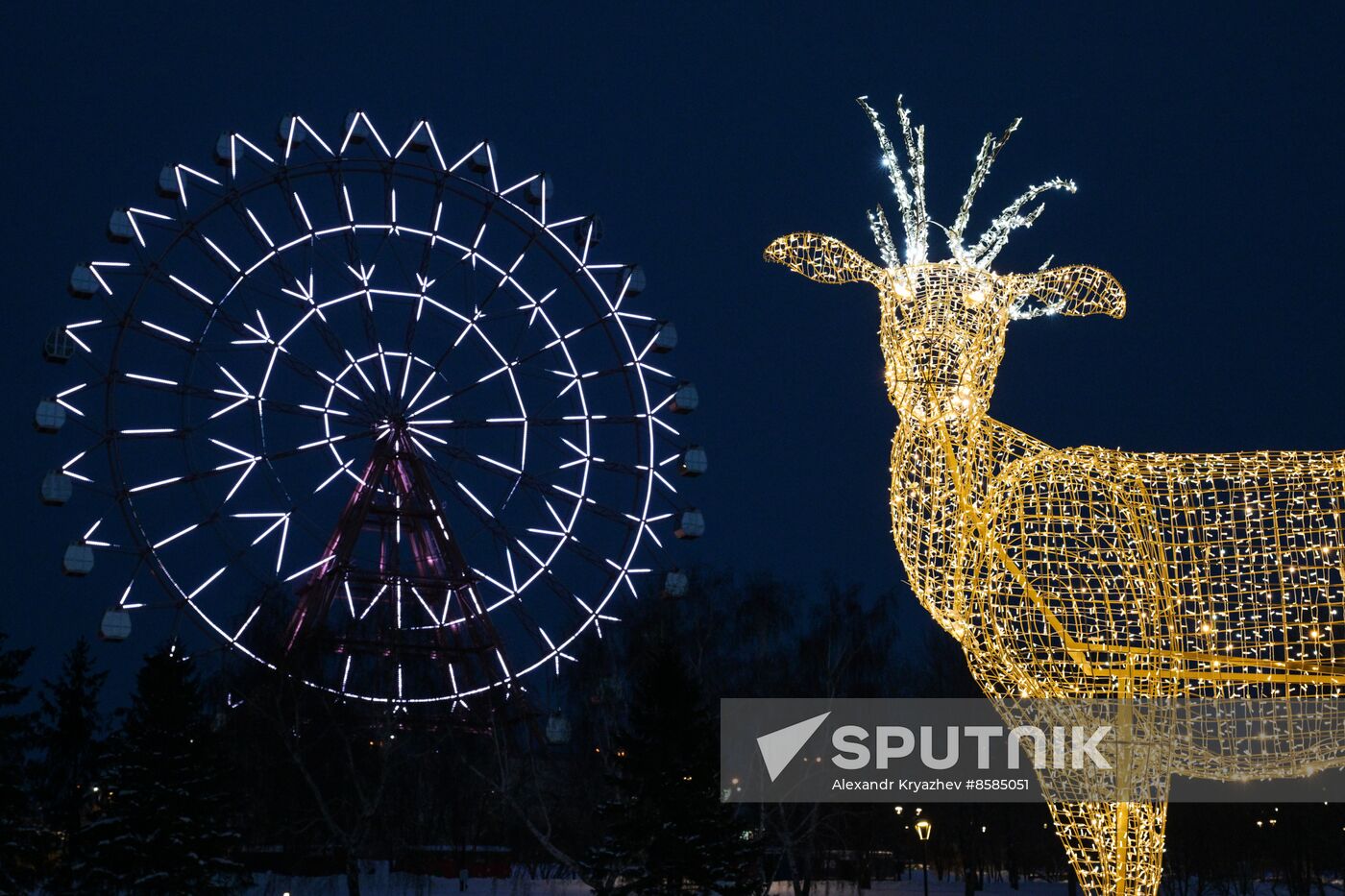 Russia New Year Preparations