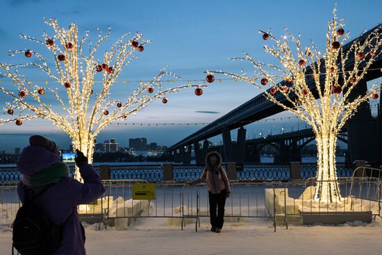 Russia New Year Preparations