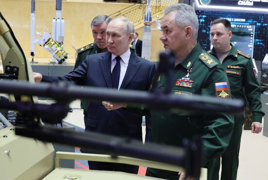 Russia Putin Defence Ministry Board