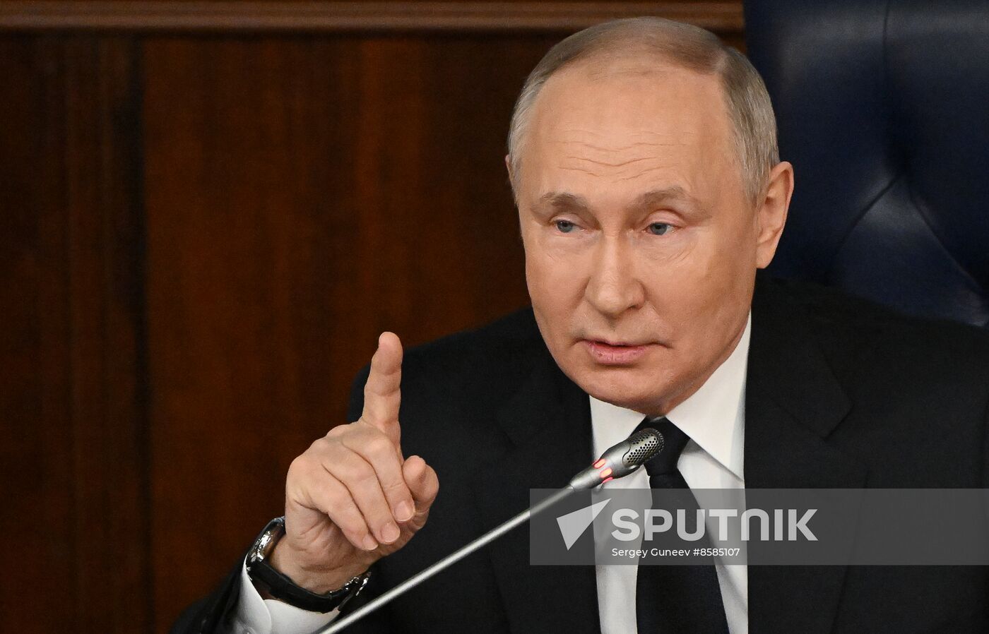 Russia Putin Defence Ministry Board