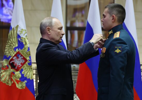 Russia Putin Hero Gold Medals Presentation