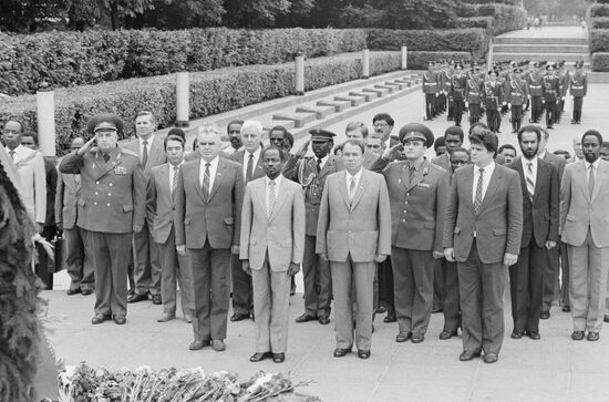 Delegation of Republic of Mozambique visits USSR