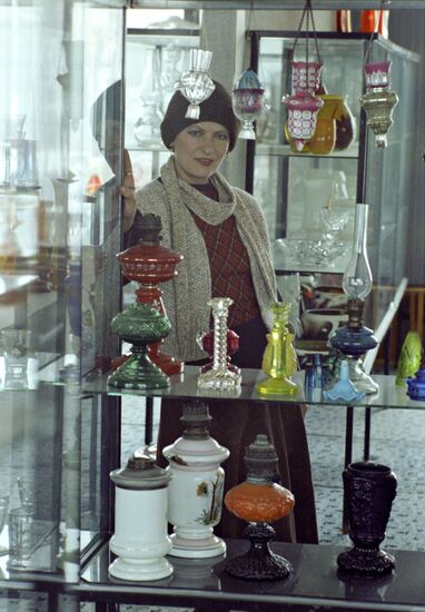 Glass artist Natalia Evert