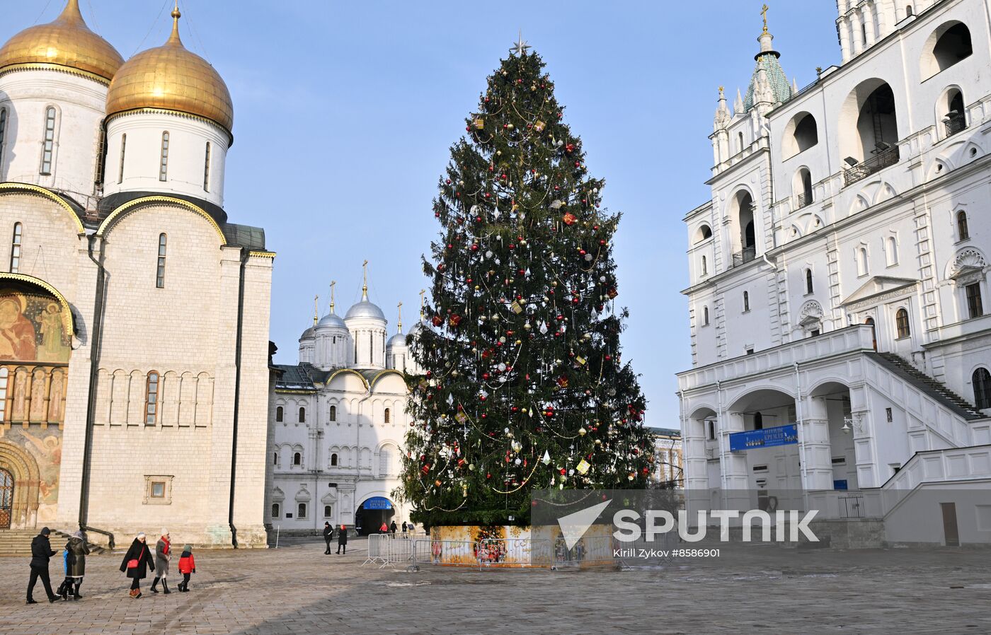 Russia Main New Year Tree