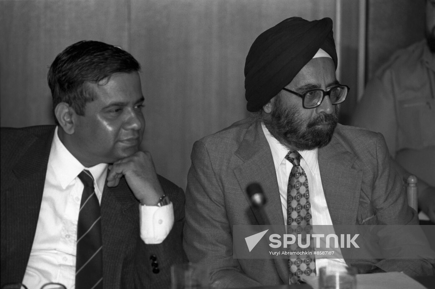USSR-India: Relations in Changing World news conference