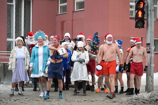 Russia Winter Swimmers Race