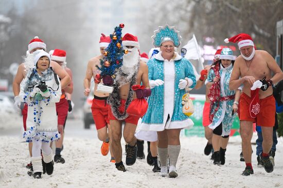 Russia Winter Swimmers Race
