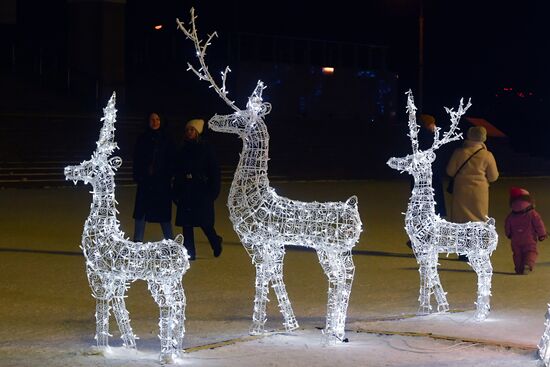 Russia New Year Season Preparations