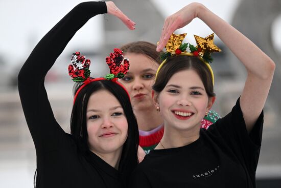 Russia New Year Season Preparations