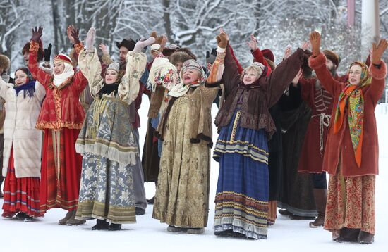 Russia CIS State Heads Palaces Tour