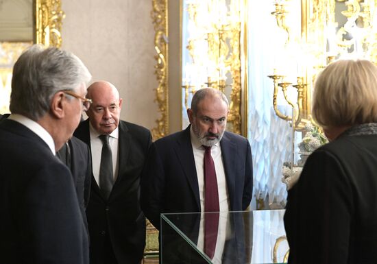 Russia CIS State Heads Palaces Tour