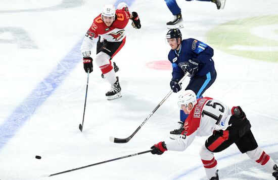 Russia Ice Hockey Kontinental League Sibir - Avangard