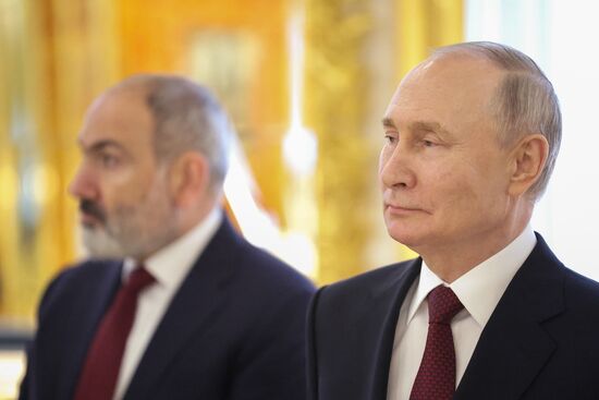 Russia CIS State Heads Palaces Tour